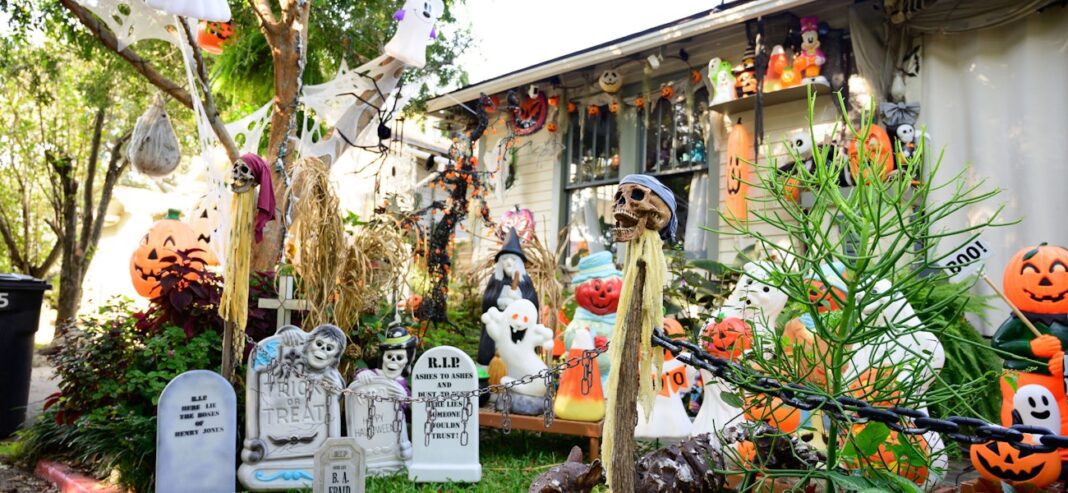 HalloweenHouses_12-scaled