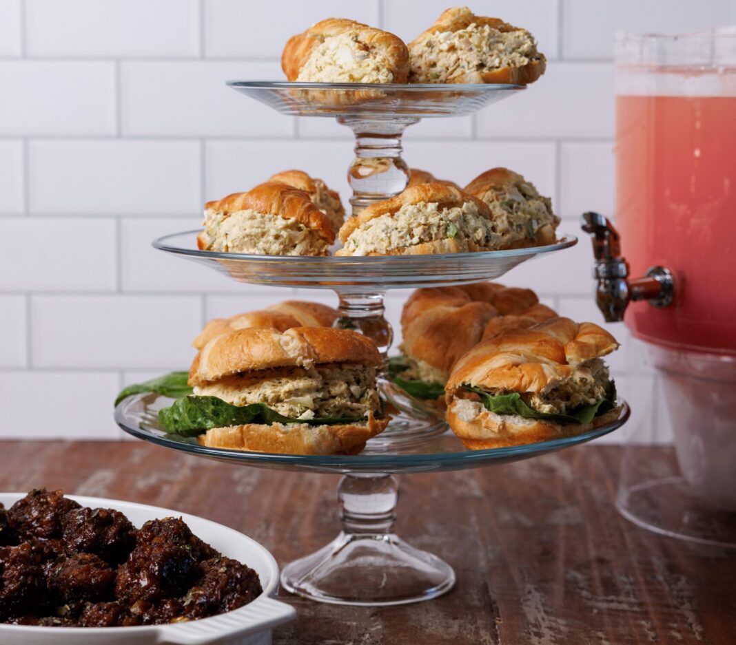 June Issue - Wedding Shower